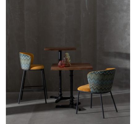 SILLA GEOMÉTRICO MOSTAZA TEJIDO-METAL 58 X 52 X 77 CM